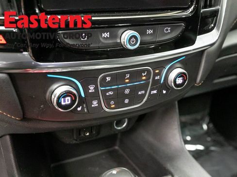 Used 2020 Chevrolet Traverse LT AWD/4WD image 20