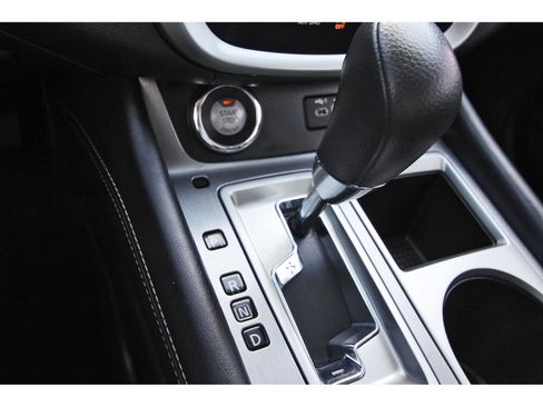 Used 2020 Nissan Murano S FWD image 26