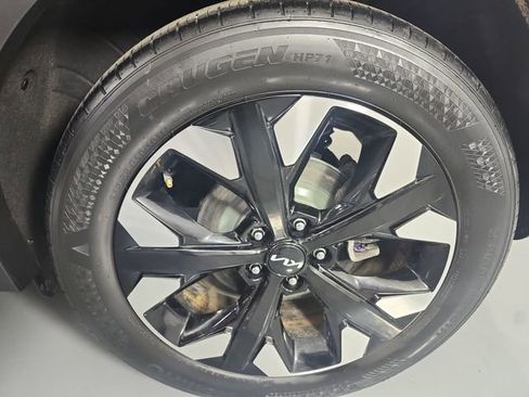 Certified 2023 Kia Sportage X-Line w/ X-Line Premium Package AWD/4WD image 6