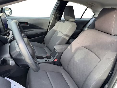 Used 2024 Toyota Corolla LE image 9