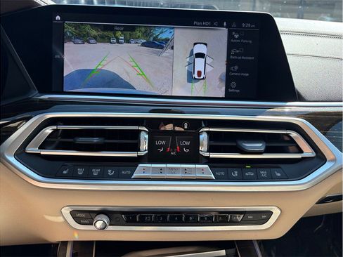 Used 2019 BMW X7 xDrive40i w/ Premium Package AWD/4WD image 35