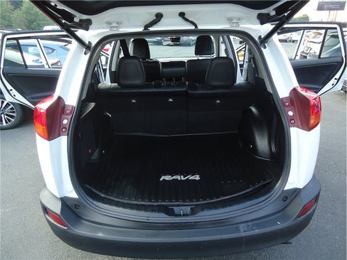 Used 2015 Toyota RAV4 Limited w/ Technology Package AWD/4WD image 20