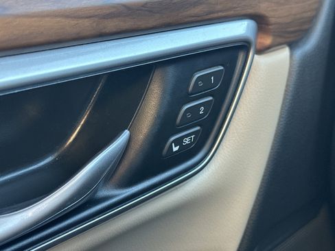 Used 2021 Honda CR-V EX-L image 29