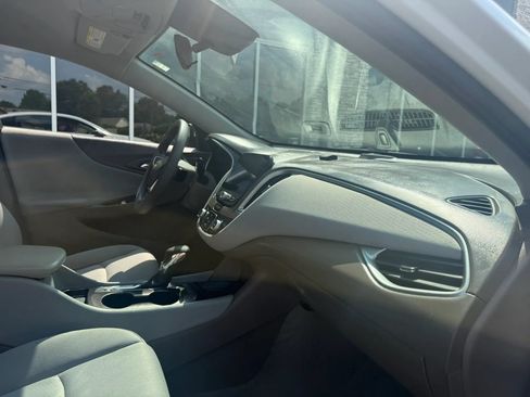 Used 2024 Chevrolet Malibu LS w/ Driver Confidence Package FWD image 14