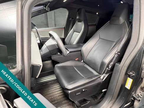 Used 2024 Tesla Cybertruck AWD Crew Cab image 3