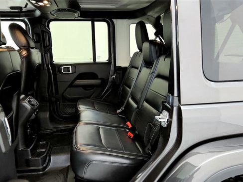 Used 2019 Jeep Wrangler Unlimited Sahara w/ Dual Top Group image 19