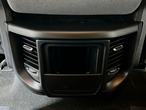 Used 2021 RAM 1500 Big Horn RWD image 17