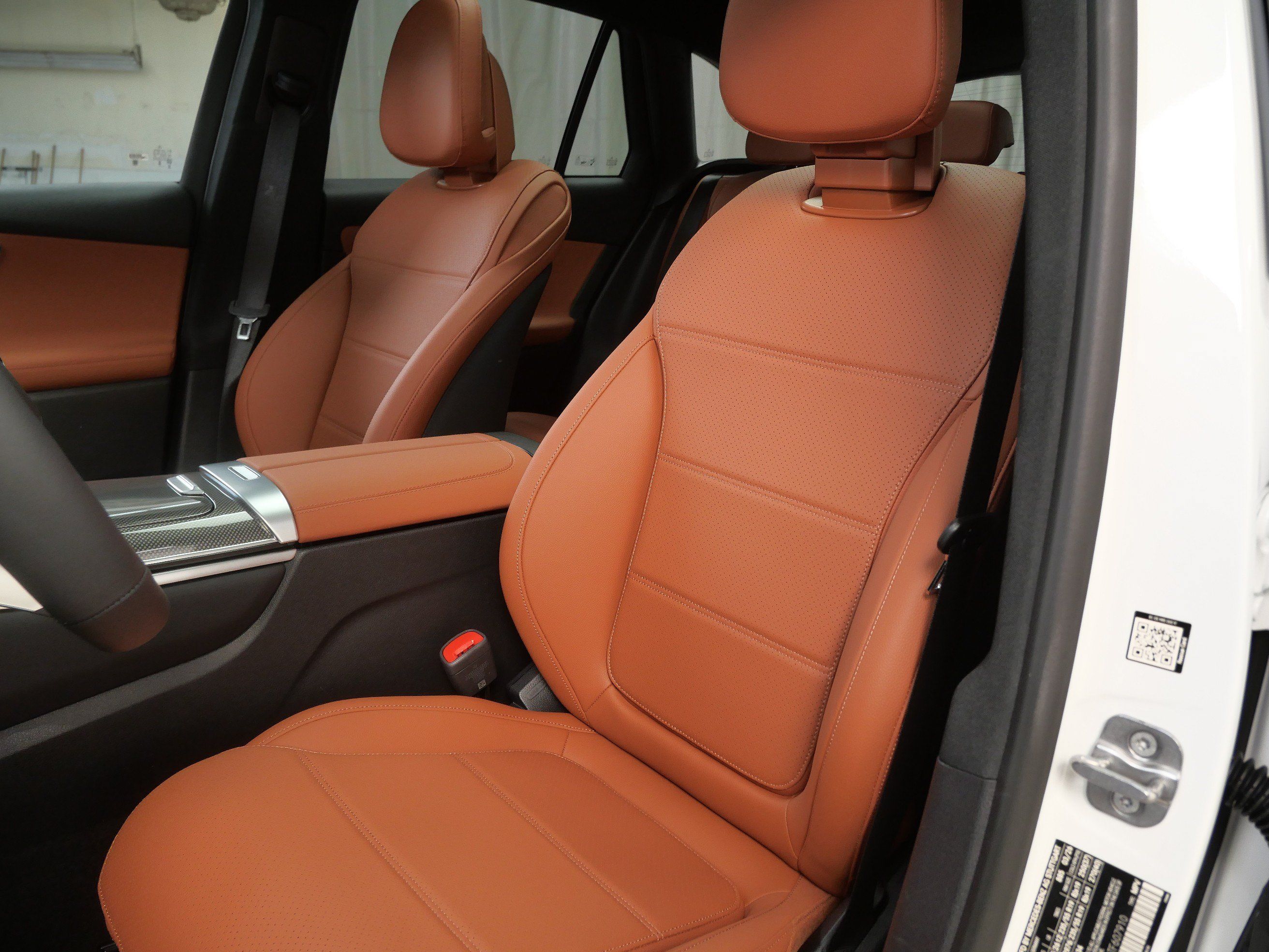 New 2026 Mercedes-Benz GLC 300 4MATIC image 3