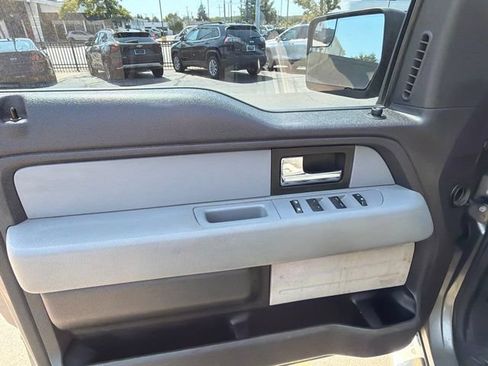 Used 2014 Ford F150 XLT w/ Equipment Group 302A Luxury AWD/4WD image 16
