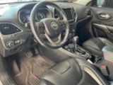 Used 2019 Jeep Cherokee Limited image 2