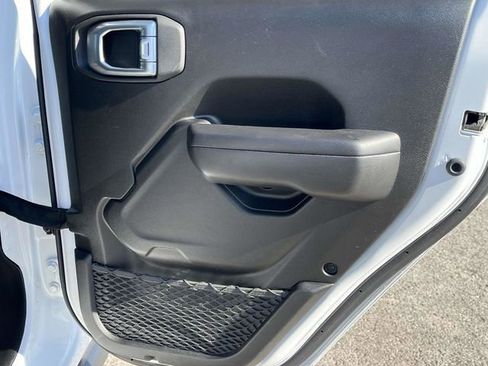 Used 2021 Jeep Wrangler Unlimited Sport image 22