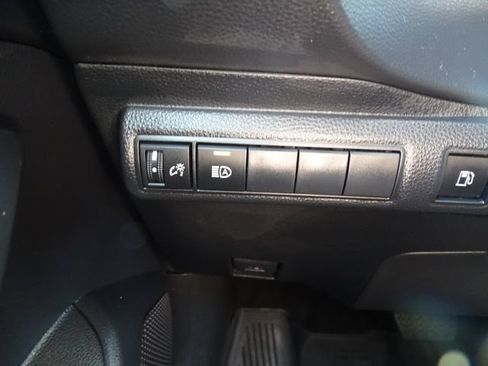 Used 2024 Toyota Corolla LE FWD image 20