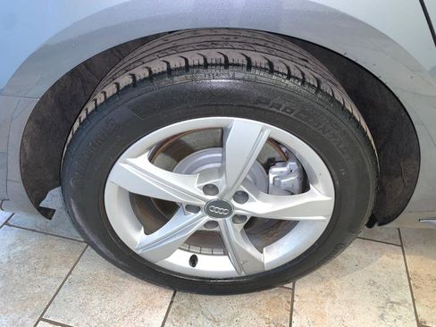 Used 2019 Audi A4 2.0T Premium w/ Convenience Package image 10