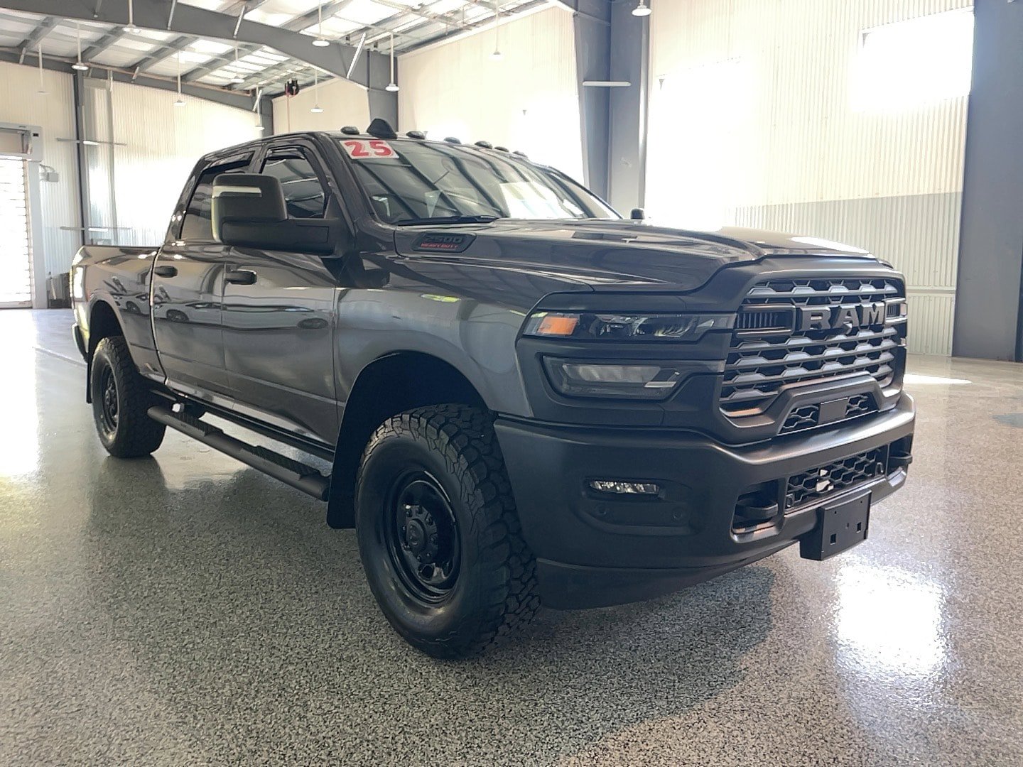 Used 2025 RAM 2500 Tradesman AWD/4WD image 1