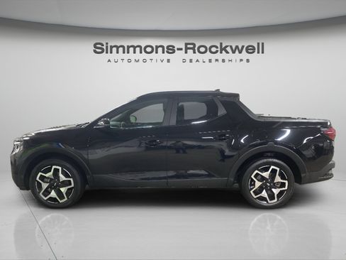 Used 2024 Hyundai Santa Cruz Limited AWD/4WD image 2