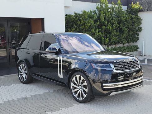 Used 2023 Land Rover Range Rover Autobiography AWD/4WD image 1