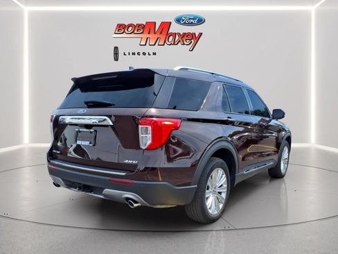 Used 2023 Ford Explorer Limited w/ Equipment Group 301A AWD/4WD image 9