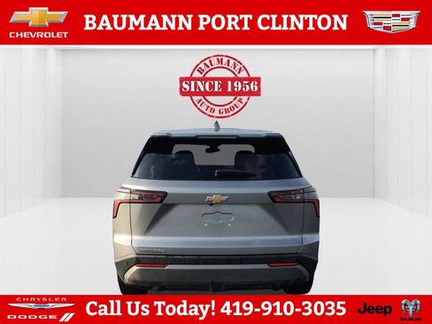 Used 2025 Chevrolet Equinox LT FWD image 6