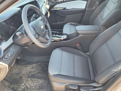 New 2026 Chevrolet Trax LT image 11