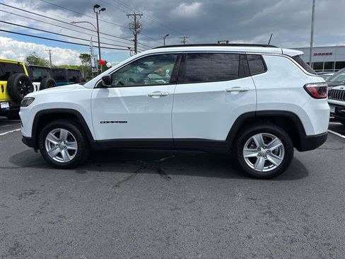 Certified 2022 Jeep Compass Latitude w/ Convenience Group AWD/4WD image 6