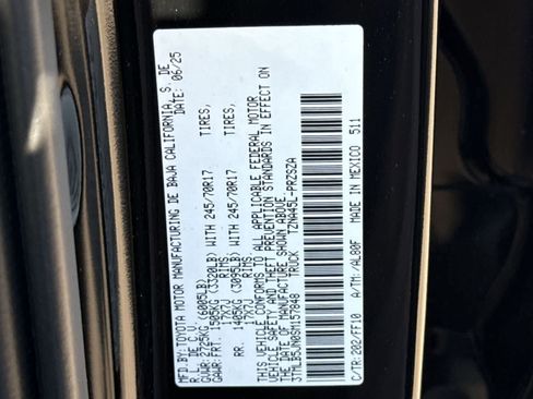 Used 2025 Toyota Tacoma SR5 AWD/4WD image 34