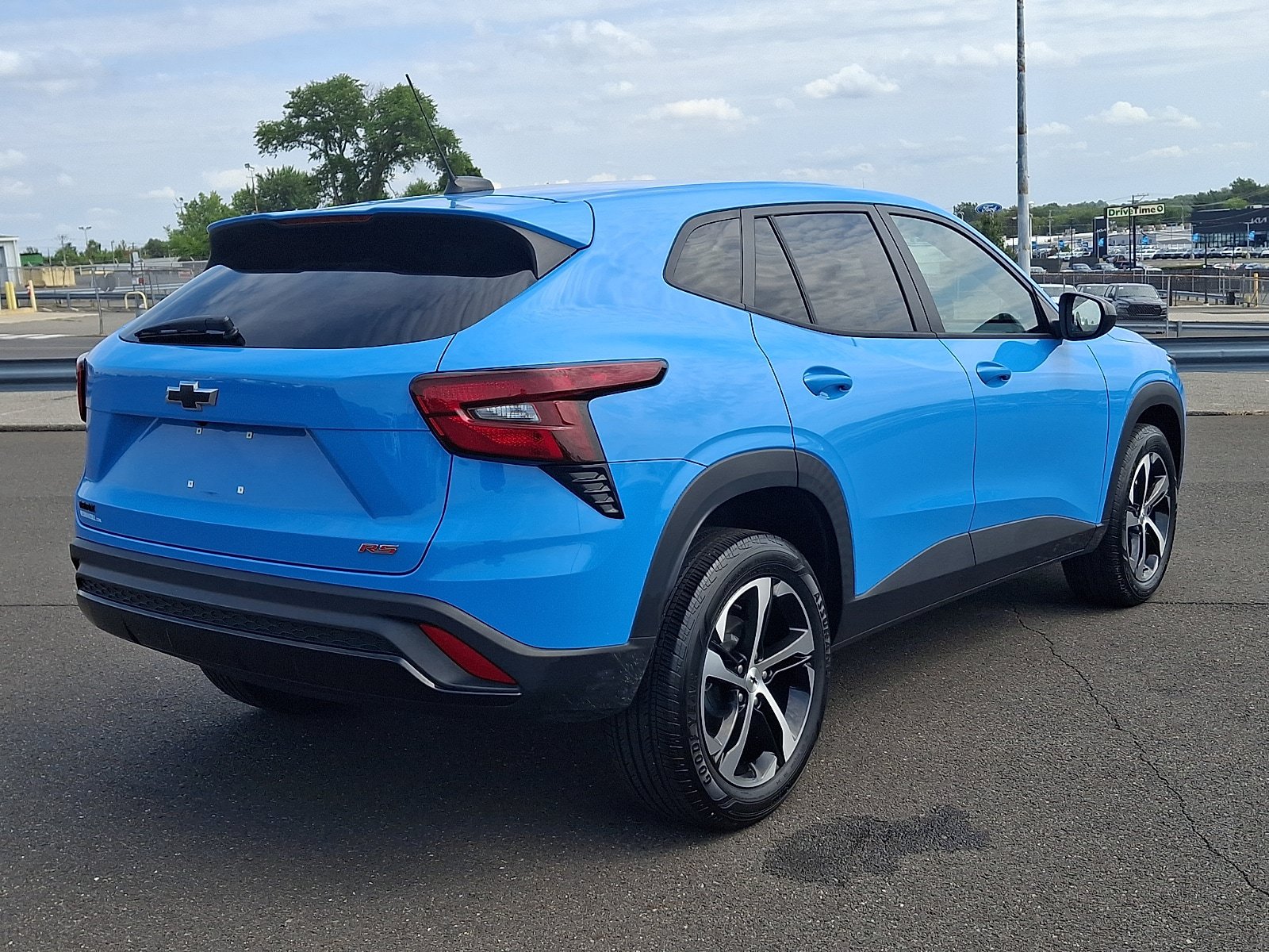 Used 2024 Chevrolet Trax RS FWD image 6
