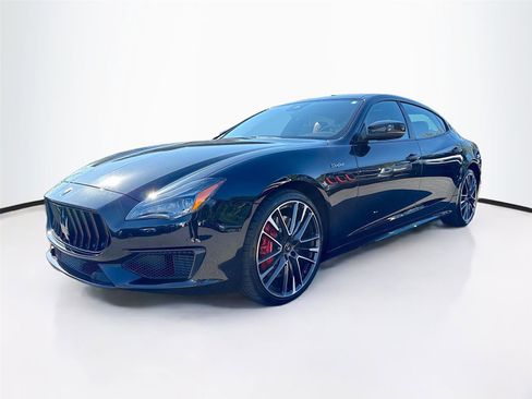 Used 2021 Maserati Quattroporte Trofeo image 3
