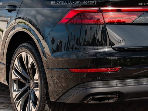 Used 2025 Audi Q8 Prestige image 54