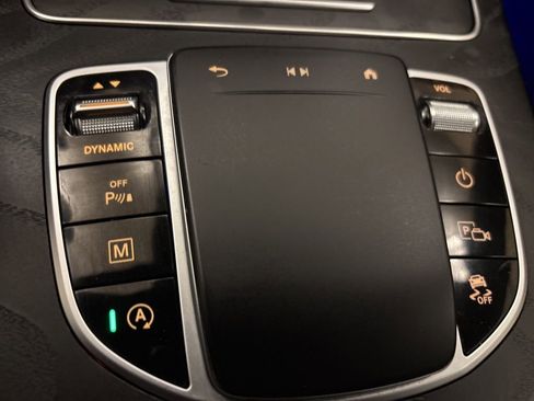 Used 2022 Mercedes-Benz GLC 300 4MATIC image 22