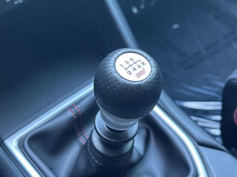 Used 2022 Subaru WRX image 33