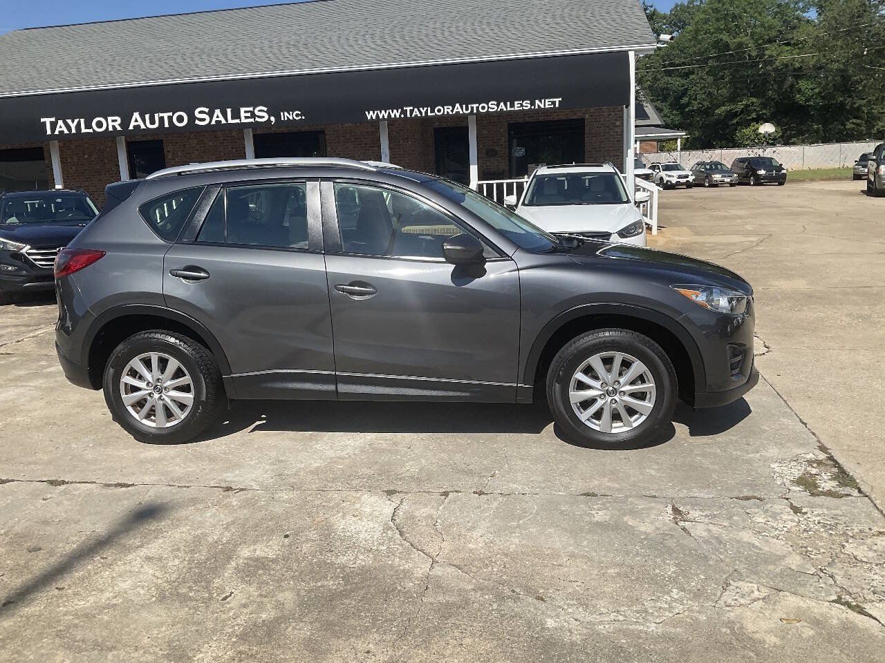 Used 2016 MAZDA CX-5 Sport FWD image 2