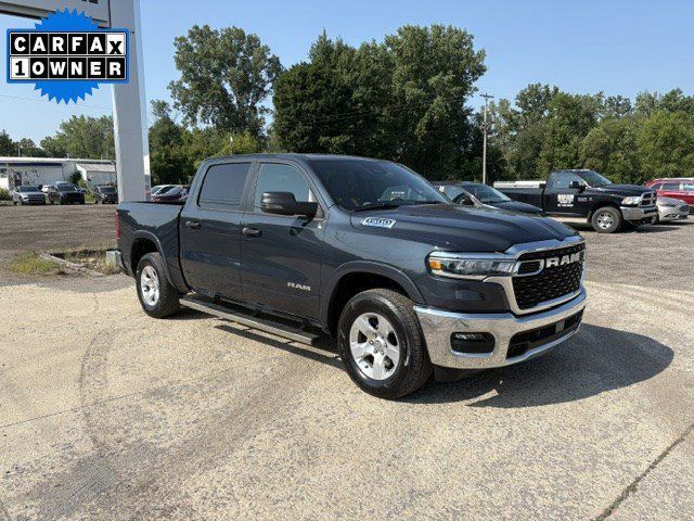 Used 2025 RAM 1500 Big Horn AWD/4WD image 3