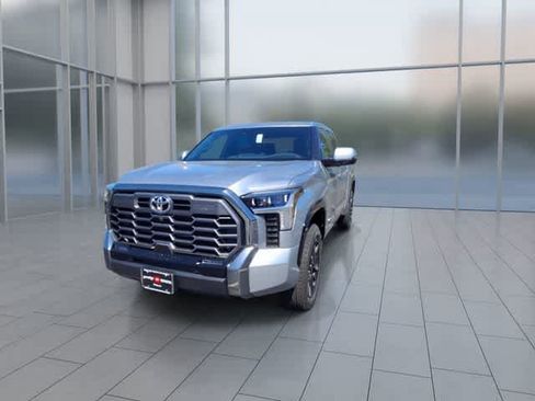 New 2026 Toyota Tundra Platinum AWD/4WD image 4