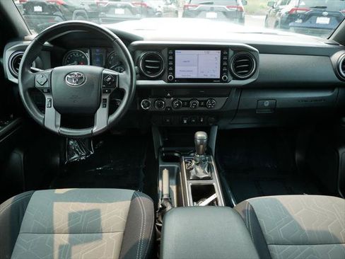 Certified 2020 Toyota Tacoma TRD Sport AWD/4WD image 14