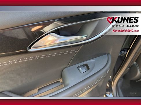 Used 2024 Buick Envision Preferred AWD/4WD image 34