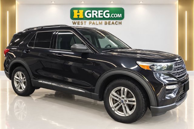Used 2021 Ford Explorer XLT w/ Equipment Group 202A RWD image 4
