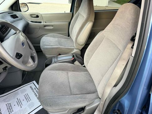 Used 2002 Ford Windstar LX image 12