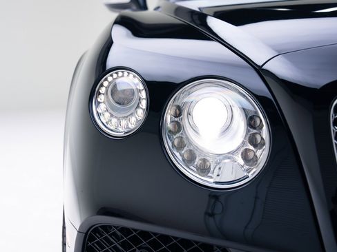 Used 2017 Bentley Continental GT image 13