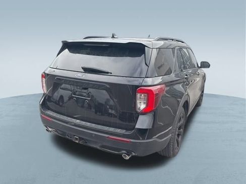 Used 2022 Ford Explorer ST-Line w/ Class IV Trailer Tow Package image 7
