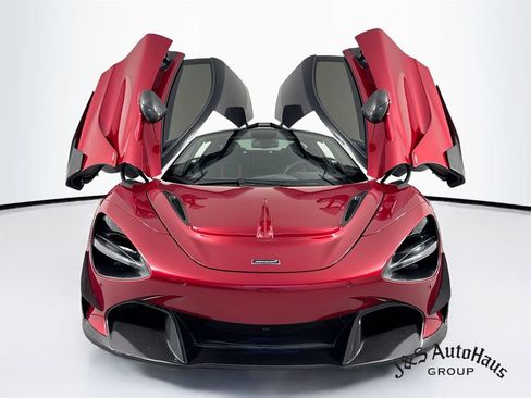 Used 2019 McLaren 720S Luxury RWD image 2