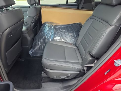 New 2025 Hyundai Santa Fe Calligraphy image 29