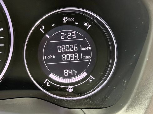 Used 2019 Honda HR-V LX image 3