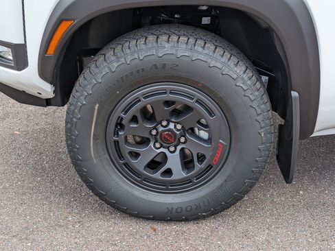New 2026 Nissan Frontier PRO-4X w/ Pro-4x Convenience Package AWD/4WD image 37