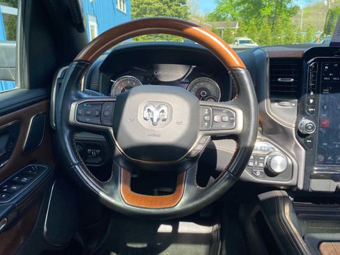 Used 2021 RAM 1500 Limited AWD/4WD image 16