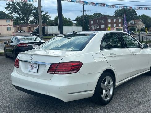 Used 2016 Mercedes-Benz E 350 Sedan w/ Premium Package image 4