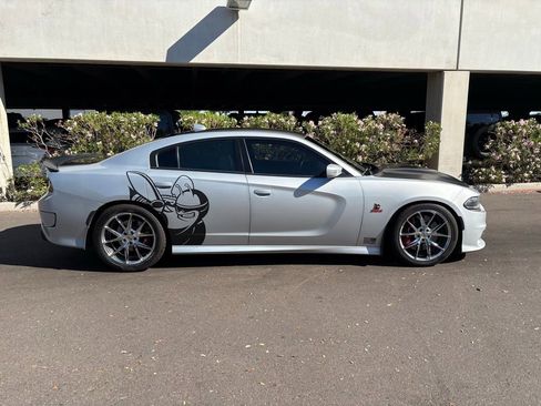 Used 2019 Dodge Charger Scat Pack w/ Dynamics Package image 3