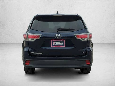 Used 2014 Toyota Highlander Plus FWD image 7