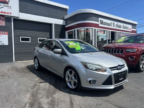 Used 2014 Ford Focus Titanium FWD image 1
