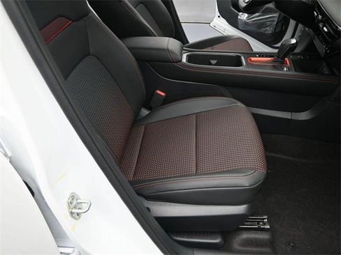 New 2026 Nissan Kicks SR w/ SR Premium Package image 39