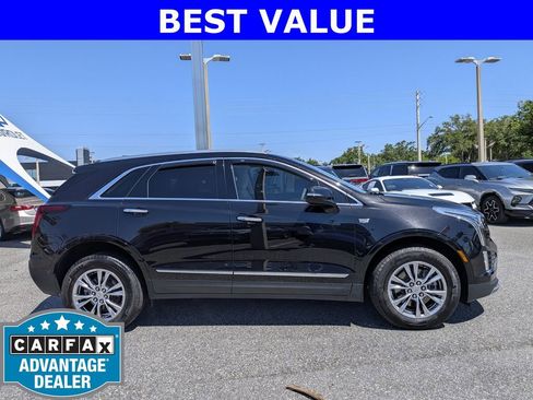 Used 2022 Cadillac XT5 Premium Luxury FWD image 2
